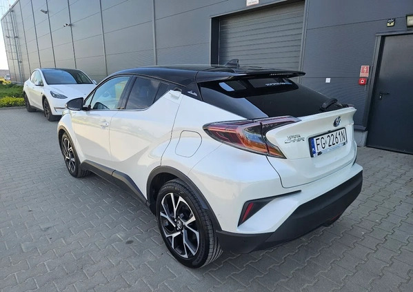 Toyota C-HR cena 79500 przebieg: 108013, rok produkcji 2018 z Nowy Tomyśl małe 232